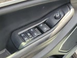 2024 Grand Cherokee Thumbnail 15