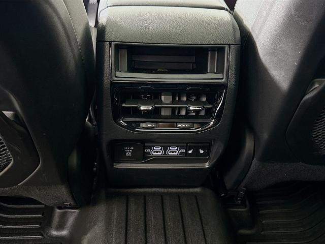 2024 Jeep Cherokee - $31,500