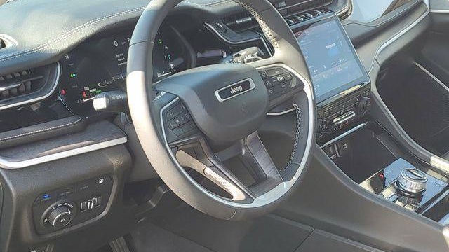 2023 Jeep Grand Cherokee 30th Anniversary 4xe
