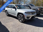 2023 Grand Cherokee Thumbnail 4