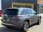 2024 Grand Cherokee Thumbnail 2