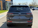 2024 Grand Cherokee Thumbnail 3
