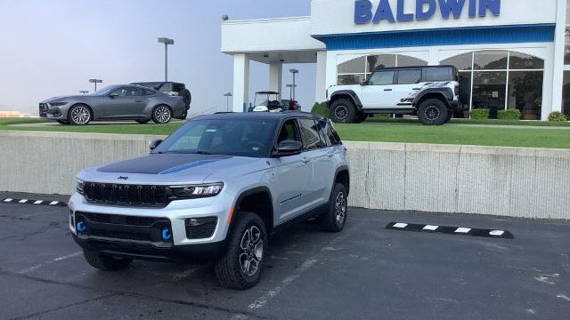 2022 Jeep Grand Cherokee Trailhawk 4xe