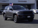 2022 Grand Cherokee Thumbnail 1