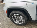2024 Grand Cherokee Thumbnail 28