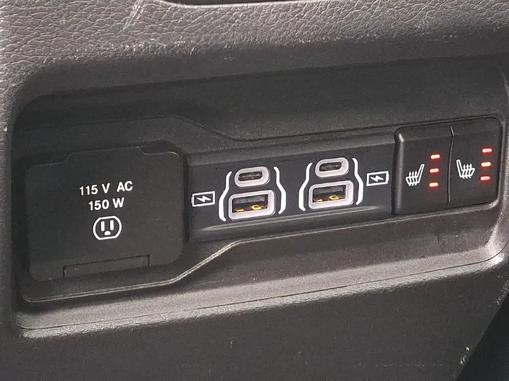 2023 Jeep Cherokee - $24,700