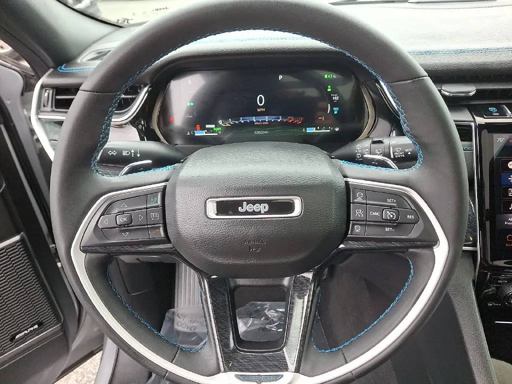 2023 Jeep Cherokee - $24,700