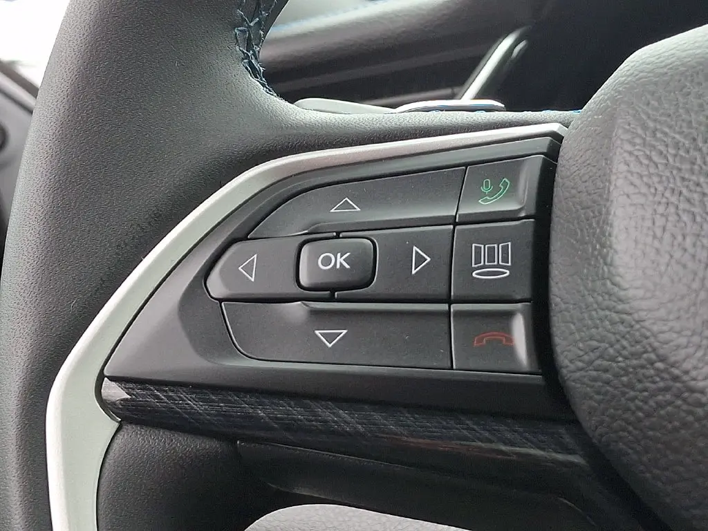 2023 Jeep Cherokee - $24,700