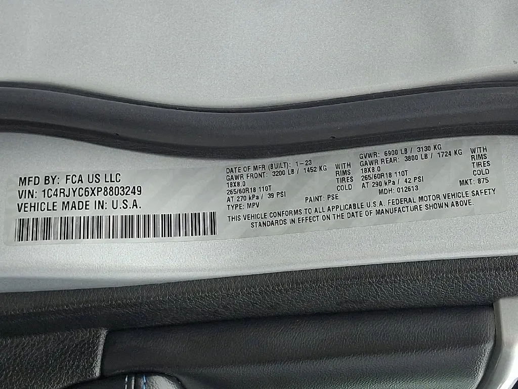 2023 Jeep Cherokee - $24,700