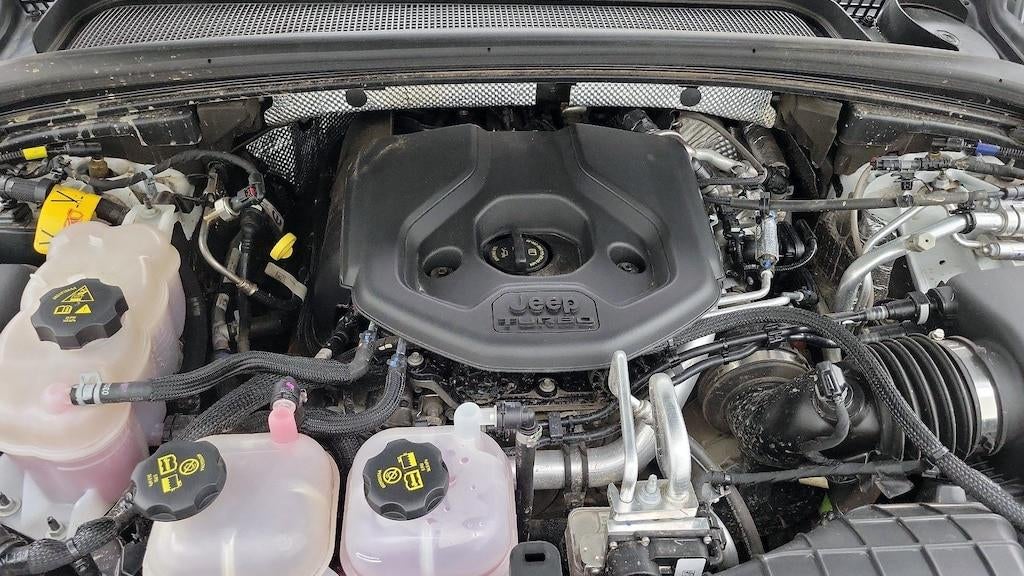 2023 Jeep Grand Cherokee Trailhawk 4xe Carb State Package