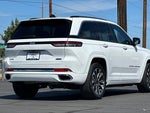 2023 Grand Cherokee Thumbnail 4