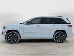 2022 Grand Cherokee Thumbnail 2