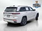 2023 Grand Cherokee Thumbnail 4