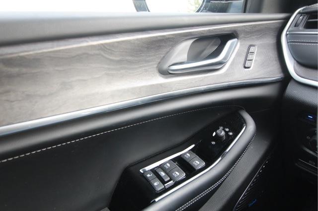 2023 Jeep Cherokee