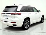 2023 Grand Cherokee Thumbnail 4