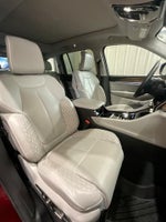 2022 Grand Cherokee Thumbnail 13