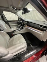 2022 Grand Cherokee Thumbnail 14