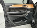 2024 Grand Cherokee Thumbnail 12