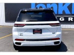 2023 Grand Cherokee Thumbnail 4