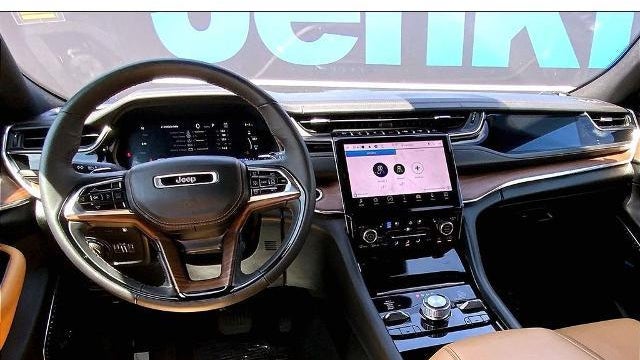 2023 Jeep Grand Cherokee Summit 4xe