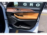 2023 Grand Cherokee Thumbnail 26