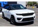 2023 Grand Cherokee Thumbnail 2