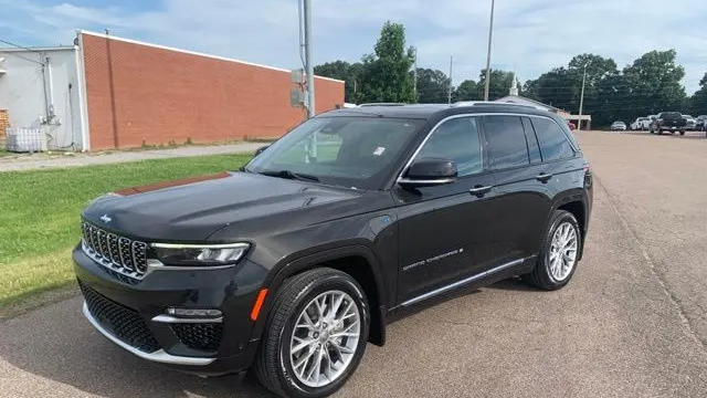 2023 Jeep Grand Cherokee Summit 4xe