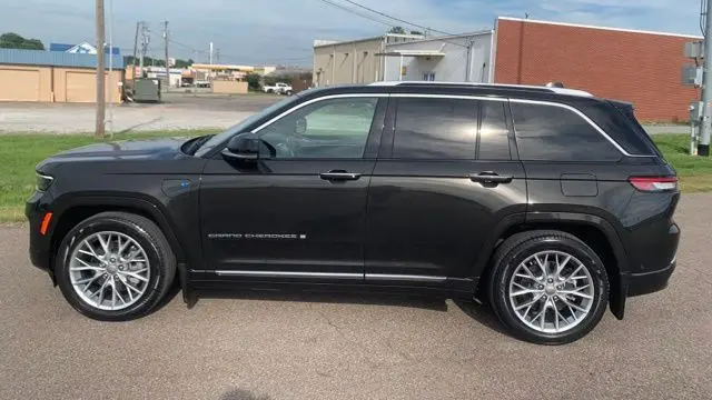 2023 Jeep Grand Cherokee Summit 4xe