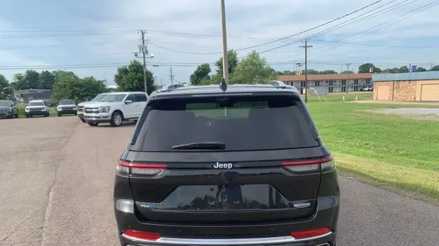 2023 Jeep Grand Cherokee Summit 4xe