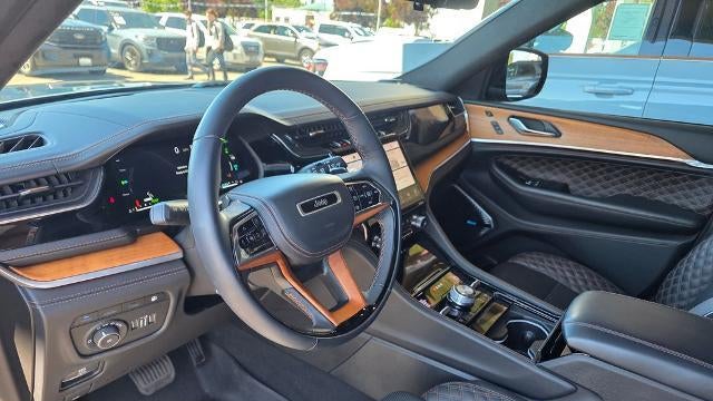 2022 Jeep Grand Cherokee Summit 4xe