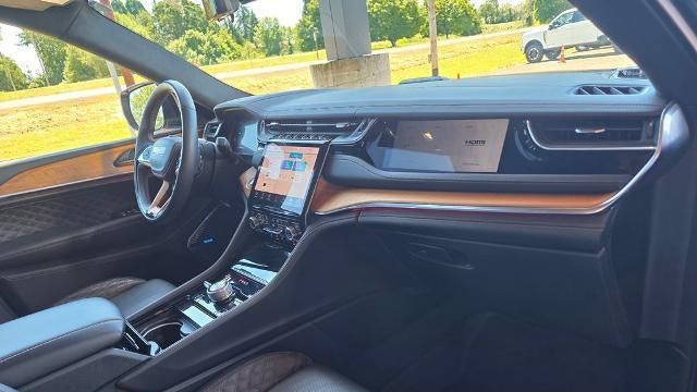 2022 Jeep Grand Cherokee Summit 4xe