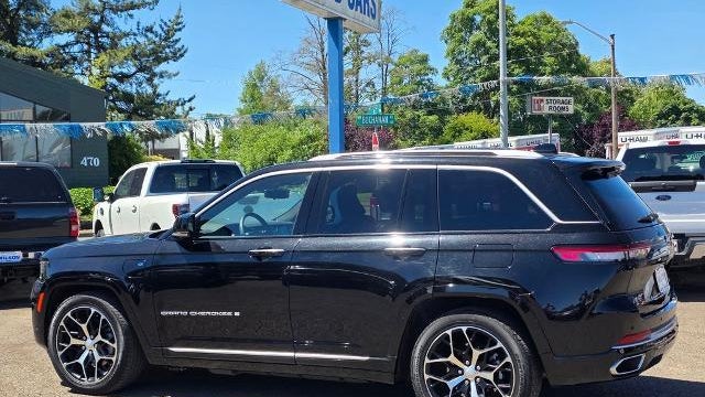 2022 Jeep Grand Cherokee Summit 4xe