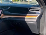 2024 Grand Cherokee Thumbnail 16