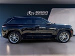 2022 Grand Cherokee Thumbnail 6