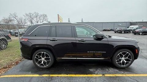 2022 Jeep Grand Cherokee Summit 4xe