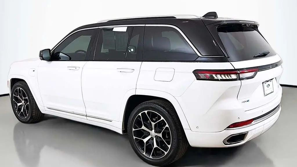 2023 Jeep Grand Cherokee Summit 4xe