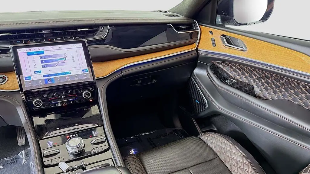 2023 Jeep Grand Cherokee Summit 4xe