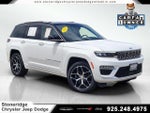 2023 Grand Cherokee Thumbnail 1