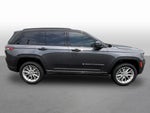 2022 Grand Cherokee Thumbnail 8