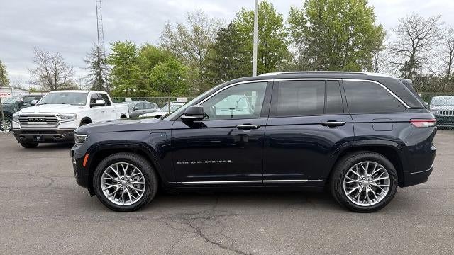 2022 Jeep Grand Cherokee Summit 4xe