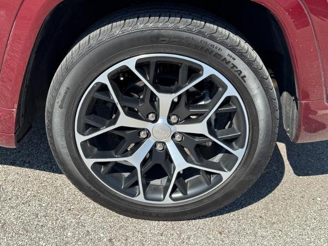 2024 Jeep Cherokee - $39,200
