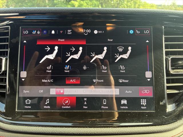 2025 Dodge Durango - $37,999