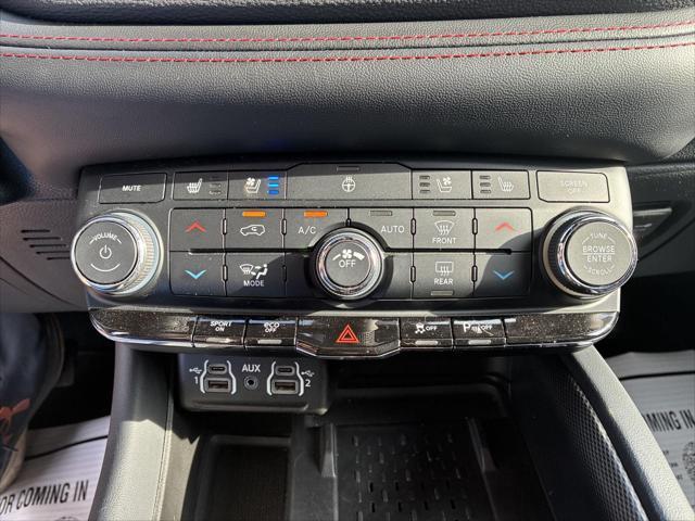 2025 Dodge Durango - $37,999