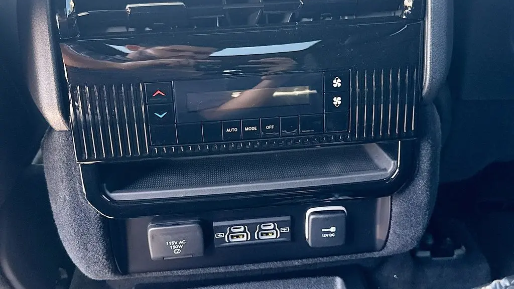 2026 Jeep Grand Wagoneer L Base