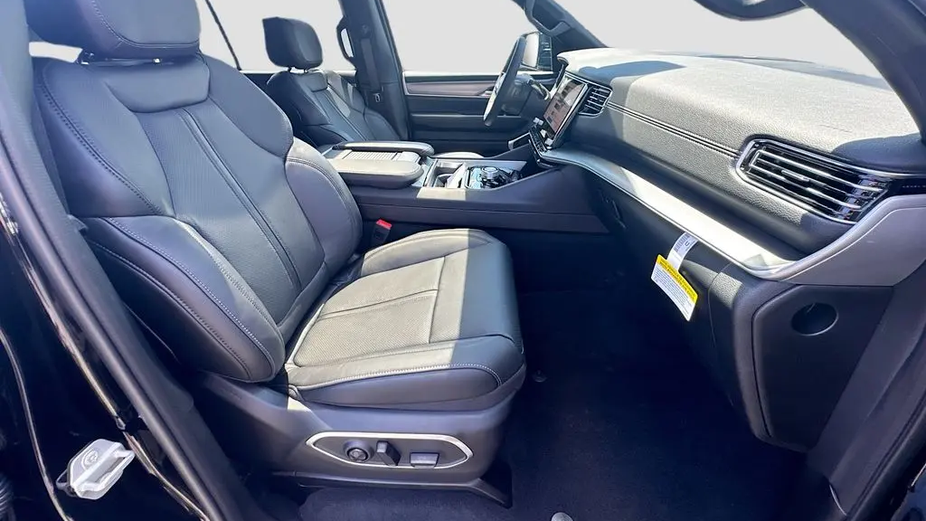 2026 Jeep Grand Wagoneer L Base