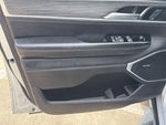 2024 Wagoneer L Thumbnail 15