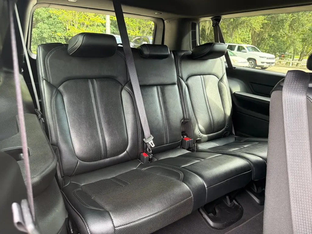 2024 Jeep Wagoneer L - $30,001