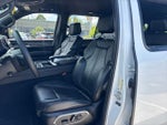 2024 Wagoneer L Thumbnail 9