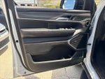 2024 Wagoneer L Thumbnail 11
