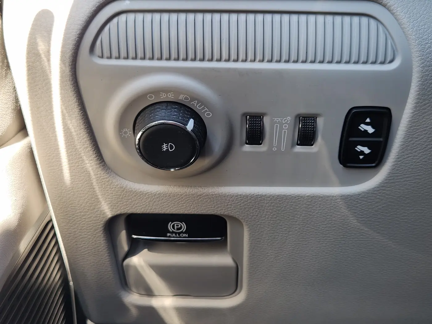 2024 Jeep Wagoneer L - $32,506